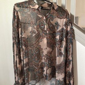 Pleated Long sleeve paisley collared blouse